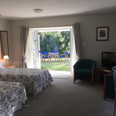 פאיהייה Ash Grove Boutique Motel מראה חיצוני תמונה