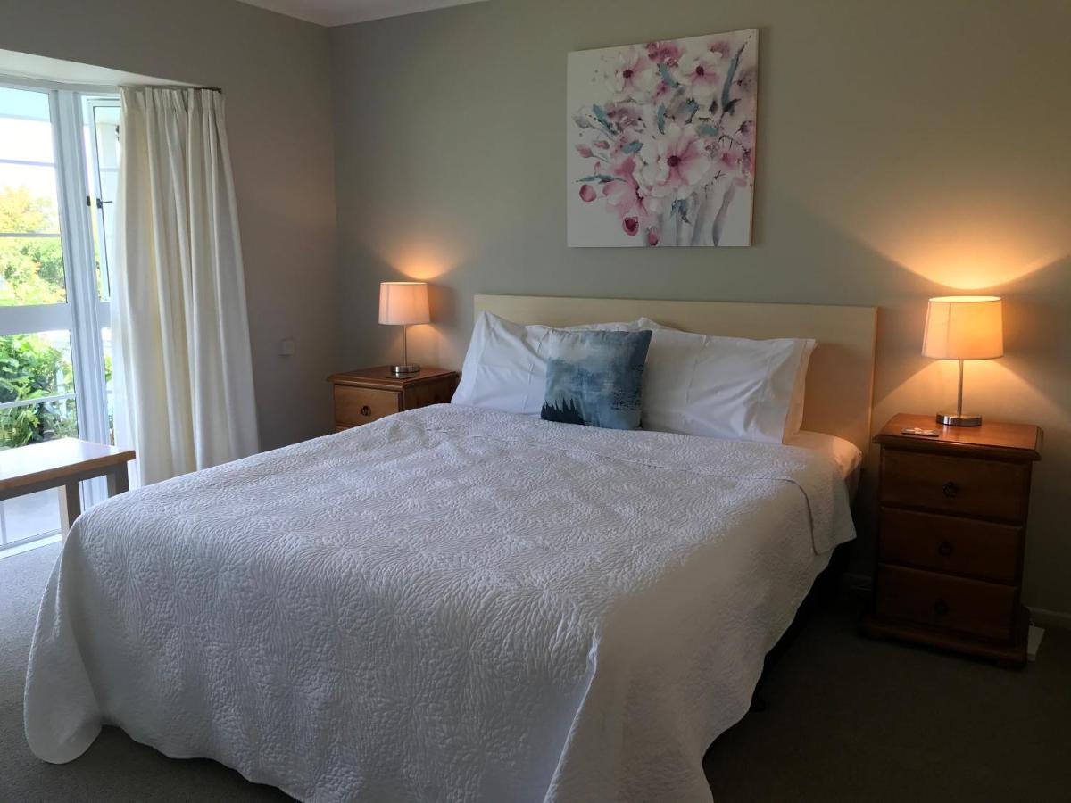 פאיהייה Ash Grove Boutique Motel מראה חיצוני תמונה