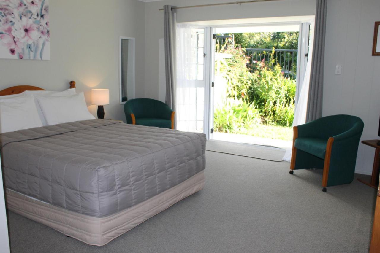 פאיהייה Ash Grove Boutique Motel מראה חיצוני תמונה